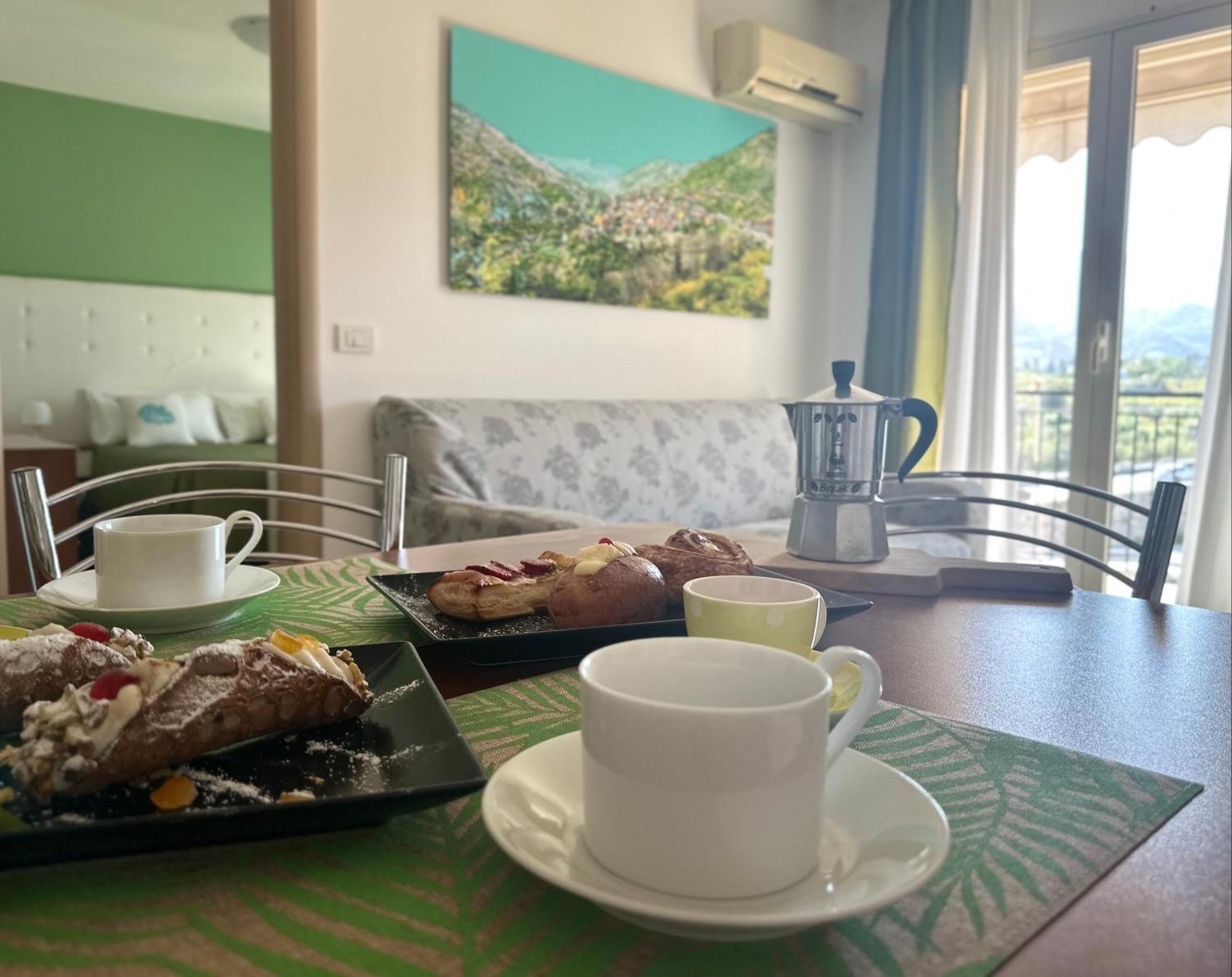 Riviera Ionica Apart otel Santa Teresa Di Riva Dış mekan fotoğraf
