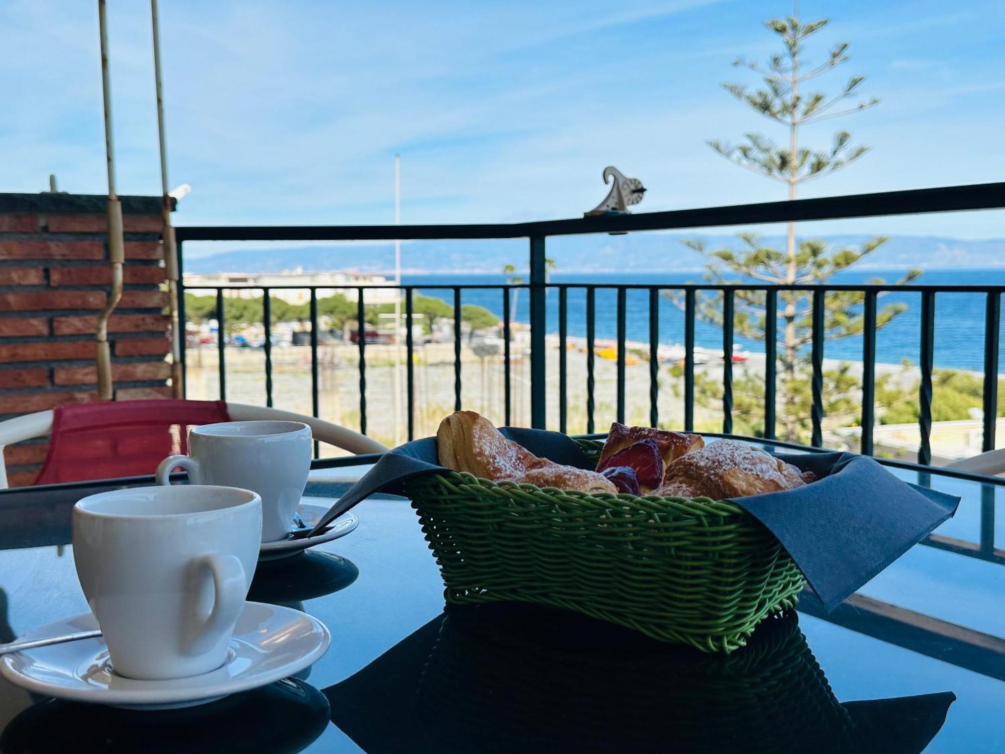Riviera Ionica Apart otel Santa Teresa Di Riva Dış mekan fotoğraf